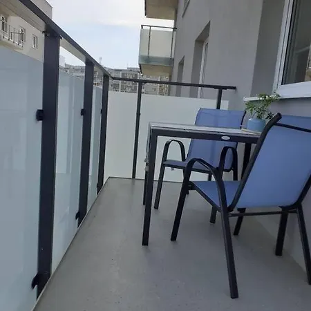 Novy Byt S Parkovanim Na Dosah Tatram. *