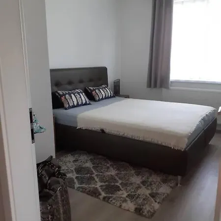 Novy Byt S Parkovanim Na Dosah Tatram. Appartement Poprad